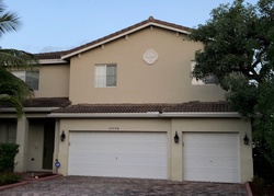 Pre-foreclosure in  NW 13TH AVE Miami, FL 33169