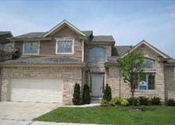 Pre-foreclosure in  COMMONWEALTH AVE Western Springs, IL 60558