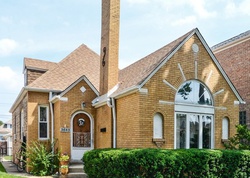 Pre-foreclosure in  N NORA AVE Chicago, IL 60634