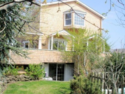 Pre-foreclosure in  LYNBROOK AVE Point Lookout, NY 11569