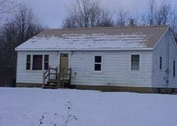 Pre-foreclosure Listing in BECKER RD BREWERTON, NY 13029
