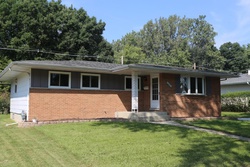 Pre-foreclosure in  WILDWOOD AVE Lansing, IL 60438