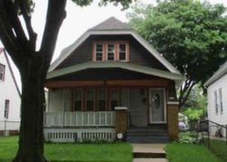 Pre-foreclosure in  W MEINECKE AVE Milwaukee, WI 53210