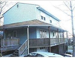 Pre-foreclosure in  WOOD AVE Stony Point, NY 10980