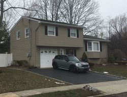 Pre-foreclosure Listing in BROMLEY DR HAZLET, NJ 07730