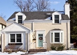 Pre-foreclosure in  ELMWOOD DR Highland Park, IL 60035