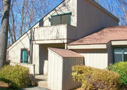 Pre-foreclosure Listing in MOHAWK TRL GUILFORD, CT 06437