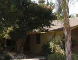  W Green Oaks Dr, Visalia CA