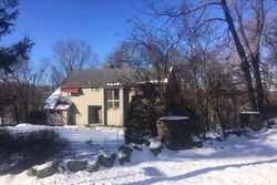 Pre-foreclosure in  SLEEPY HOLLOW RD New Fairfield, CT 06812