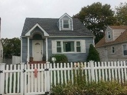 Pre-foreclosure in  ALLEN ST Hempstead, NY 11550