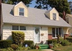 Pre-foreclosure in  HARRIMAN AVE Hempstead, NY 11550