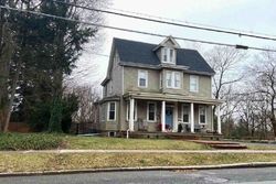 Pre-foreclosure Listing in E MAIN ST MOORESTOWN, NJ 08057