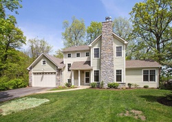 Pre-foreclosure in  S 84TH AVE Palos Hills, IL 60465