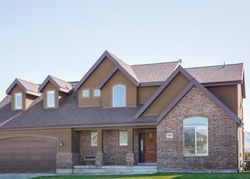 Pre-foreclosure in  E CLUBHOUSE LN Eagle Mountain, UT 84005