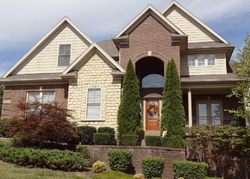 Pre-foreclosure in  RAZOR CT Louisville, KY 40299