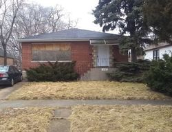 Pre-foreclosure in  W 111TH PL Chicago, IL 60643