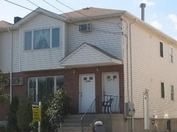  Bay 32nd St, Far Rockaway NY