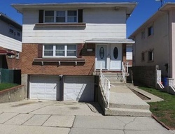 Pre-foreclosure Listing in 155TH AVE HOWARD BEACH, NY 11414