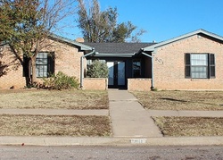 Pre-foreclosure in  NW ROBINHOOD DR Lawton, OK 73505