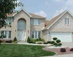 Pre-foreclosure in  PARKVIEW DR South Holland, IL 60473
