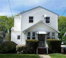 Pre-foreclosure Listing in LEXINGTON AVE MALVERNE, NY 11565