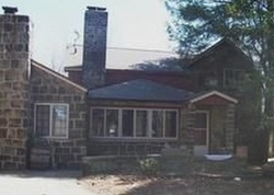 Pre-foreclosure in  NEWELL ST Painesville, OH 44077