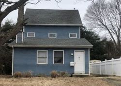 Pre-foreclosure Listing in CLINTON AVE OLD SAYBROOK, CT 06475