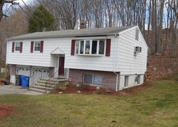 Pre-foreclosure in  LINCOLN ST Trumbull, CT 06611
