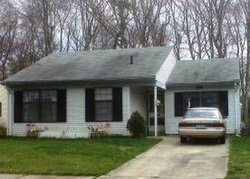 Pre-foreclosure in  LEXINGTON DR Tuckerton, NJ 08087