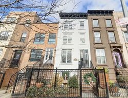 Pre-foreclosure in  QUINCY ST Brooklyn, NY 11221