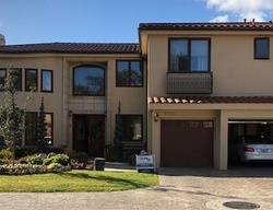 Pre-foreclosure in  ENCINO LN Encino, CA 91316