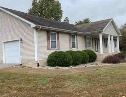 Pre-foreclosure in  RAVENWOOD DR Hanson, KY 42413