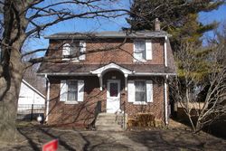 Pre-foreclosure Listing in JUDGE AVE WAUKEGAN, IL 60085