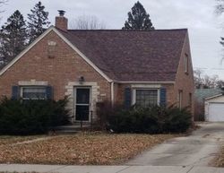 Pre-foreclosure in  S 58TH ST Milwaukee, WI 53220