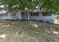Pre-foreclosure in  MOTIL PL Stratford, CT 06614