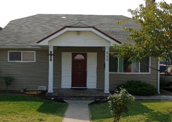 Pre-foreclosure Listing in W 14TH ST MEDFORD, OR 97501