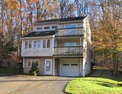 Pre-foreclosure Listing in GRANNIS ST EAST HAVEN, CT 06512