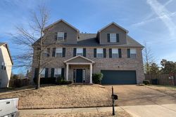 Pre-foreclosure in  STONY GLEN DR Memphis, TN 38133