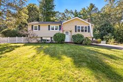 Pre-foreclosure in  OLD FARM RD Mansfield, MA 02048