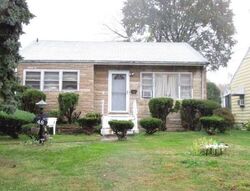 Pre-foreclosure in  ANDOVER AVE Plainfield, NJ 07062