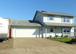 Pre-foreclosure Listing in S 10TH ST LEBANON, OR 97355