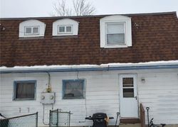 Pre-foreclosure in  VINE LN Buffalo, NY 14228