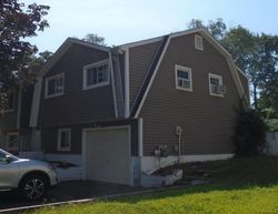 Pre-foreclosure in  SPARROWBUSH RD East Hartford, CT 06108