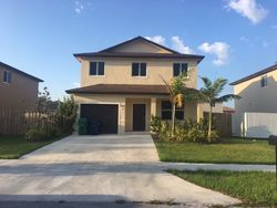 Pre-foreclosure in  SW 318TH TER Homestead, FL 33030