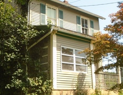 Pre-foreclosure Listing in ASHFIELD RD SLATINGTON, PA 18080