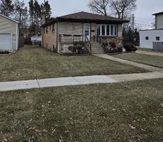 Pre-foreclosure in  JUDD AVE Schiller Park, IL 60176