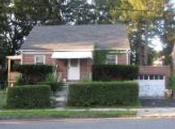 Pre-foreclosure Listing in DUPONT PL IRVINGTON, NJ 07111
