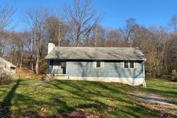 Pre-foreclosure in  DOROTHY HTS Wappingers Falls, NY 12590