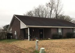 Pre-foreclosure in  KAREN VALLEY CV Montgomery, AL 36117