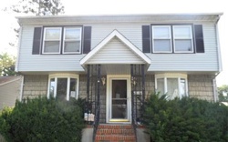 Pre-foreclosure Listing in LYMAN AVE WOODBRIDGE, NJ 07095